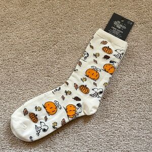 American Eagle Peanuts Socks